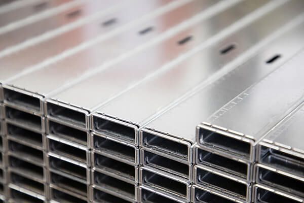 conception et fabrication de profilés métalliques