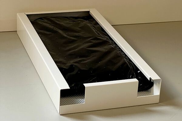 Fabrication de cloisons métalliques avec garnissage placoplâtre, isolant ou acoustique